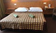 Maďarsko, Tapolca, hotel Pelion - term. koupání, Tihany, zám.Keszthely