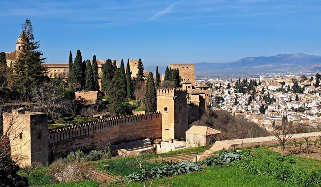 Kouzelná Andalusie s výlety v ceně do Granady a na Gibraltar
