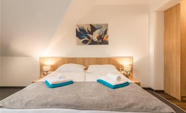 Prodloužený sváteční víkend plný relaxace v lázních Mošoň_dvoulůžkový pokoj bez pristylky