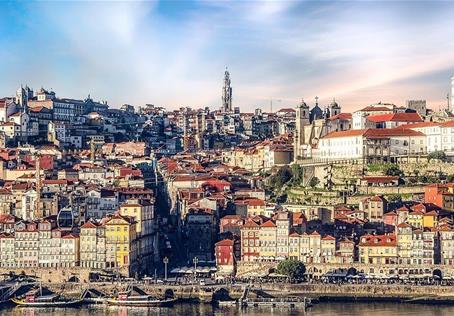 Porto s výletem do Braga, Guimaraes a údolí řeky Douro