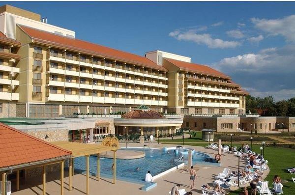 Maďarsko, Tapolca, hotel Pelion - term. koupání, Tihany, zám.Keszthely
